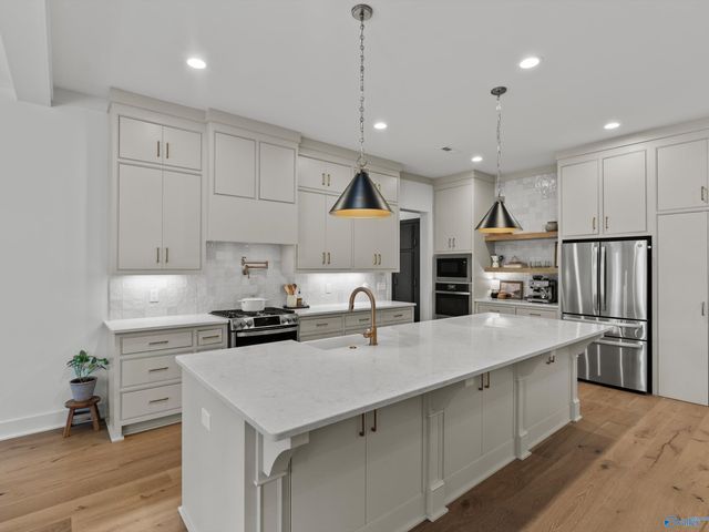 20907 Jeremiah Lane, Athens, AL 35611