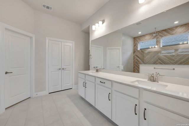 3713 Hollis Pecan, San Antonio, TX 78245