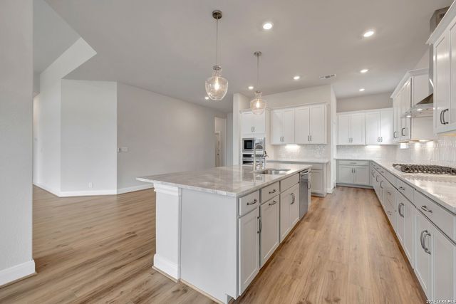 3713 Hollis Pecan, San Antonio, TX 78245