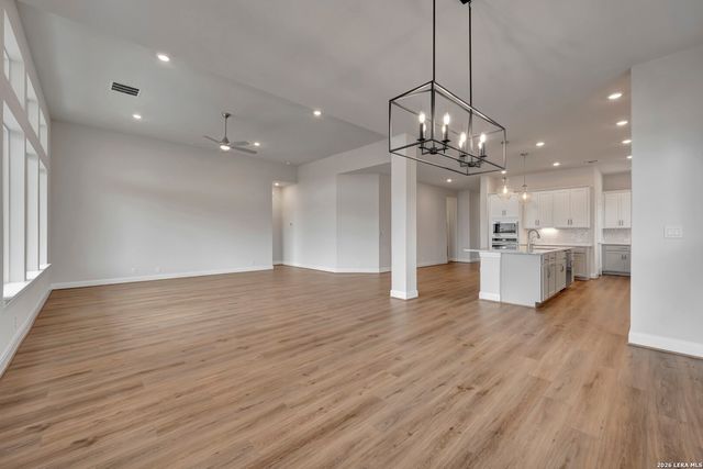 3713 Hollis Pecan, San Antonio, TX 78245