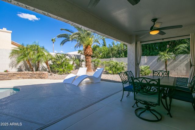 6620 W LOUISE Drive, Glendale, AZ 85310