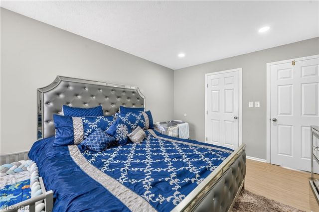 10402 N Church Drive 405, Parma Heights, OH 44130