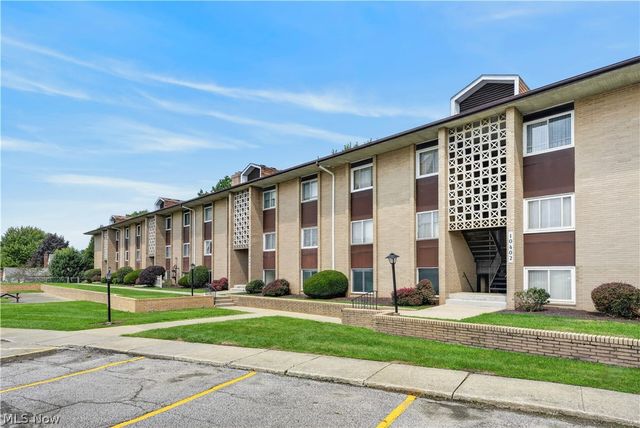 10402 N Church Drive 405, Parma Heights, OH 44130