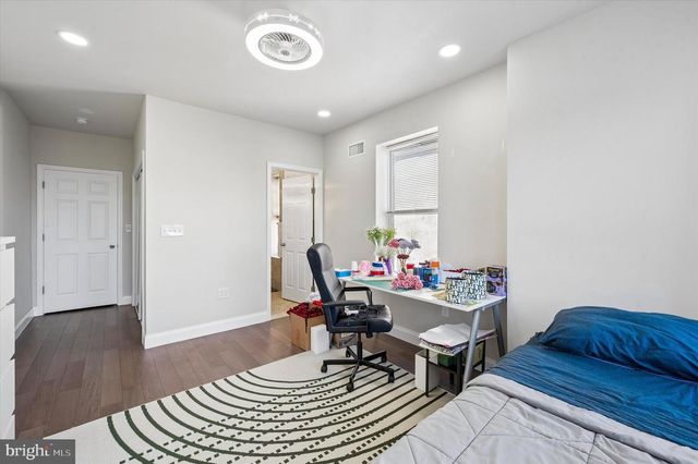 4250 POWELTON AVE, Philadelphia, PA 19104
