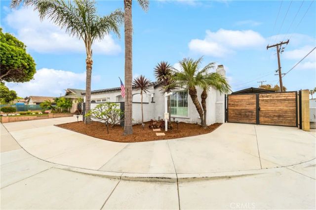 15001 Victoria, Huntington Beach, CA 92647