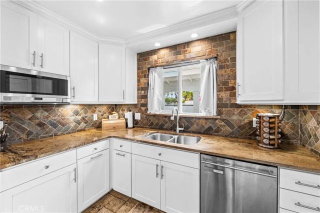 15001 Victoria, Huntington Beach, CA 92647