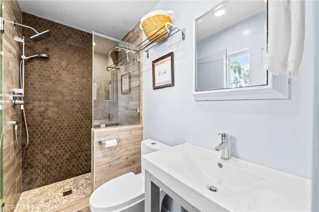 15001 Victoria, Huntington Beach, CA 92647