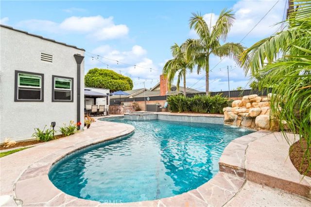 15001 Victoria, Huntington Beach, CA 92647