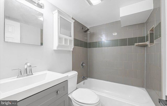 6902 21ST AVE, Hyattsville, MD 20783
