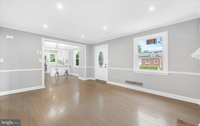 6902 21ST AVE, Hyattsville, MD 20783