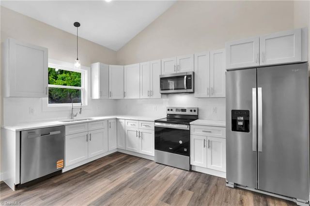 3634 Old Vineyard Road, Winston-salem, NC 27104