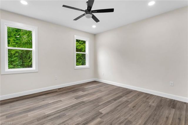 3634 Old Vineyard Road, Winston-salem, NC 27104