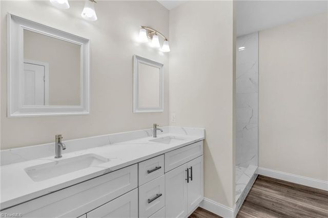 3634 Old Vineyard Road, Winston-salem, NC 27104