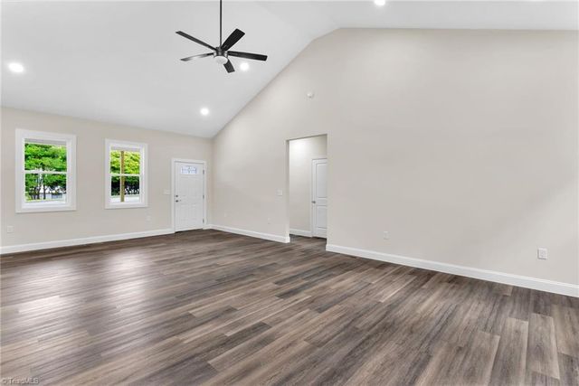 3634 Old Vineyard Road, Winston-salem, NC 27104