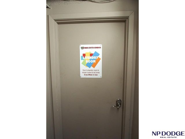 120 S 38 Avenue APT 15, Omaha, NE 68131