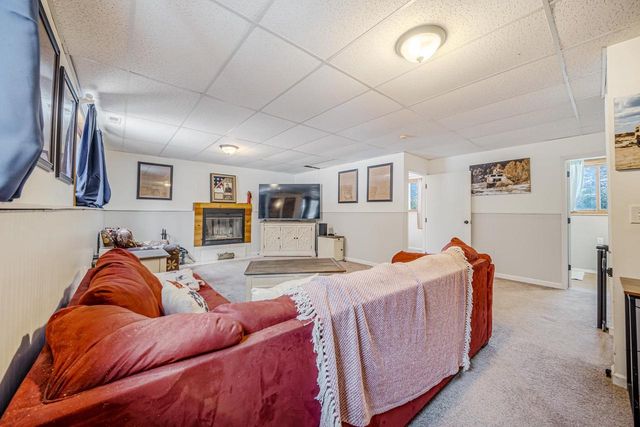 1951 AMY JO DRIVE, Oshkosh, WI 54904