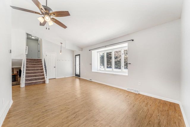 1951 AMY JO DRIVE, Oshkosh, WI 54904