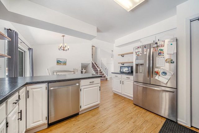 1951 AMY JO DRIVE, Oshkosh, WI 54904