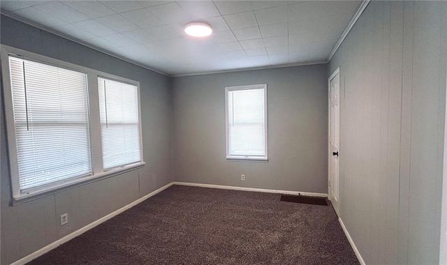 1113 S 23rd Street, St Joseph, MO 64507