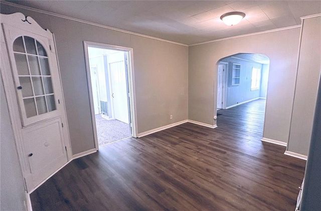 1113 S 23rd Street, St Joseph, MO 64507