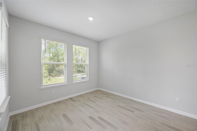 1645 TRAILHEAD LANE, Zephyrhills, FL 33541