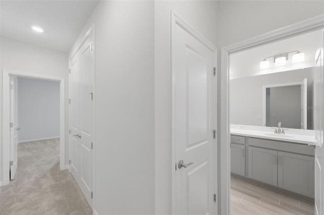 1645 TRAILHEAD LANE, Zephyrhills, FL 33541