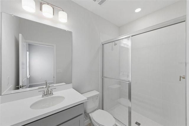 1645 TRAILHEAD LANE, Zephyrhills, FL 33541