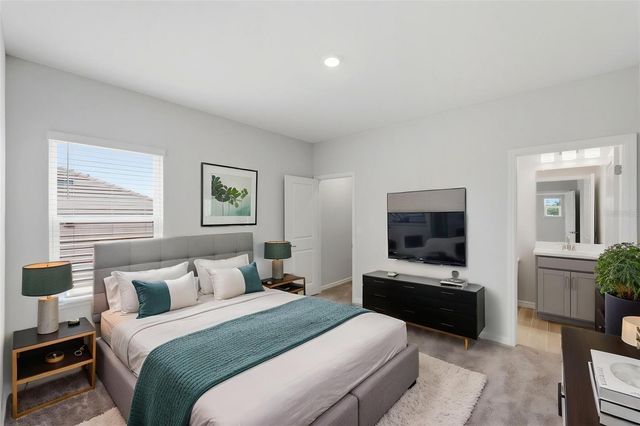 1645 TRAILHEAD LANE, Zephyrhills, FL 33541