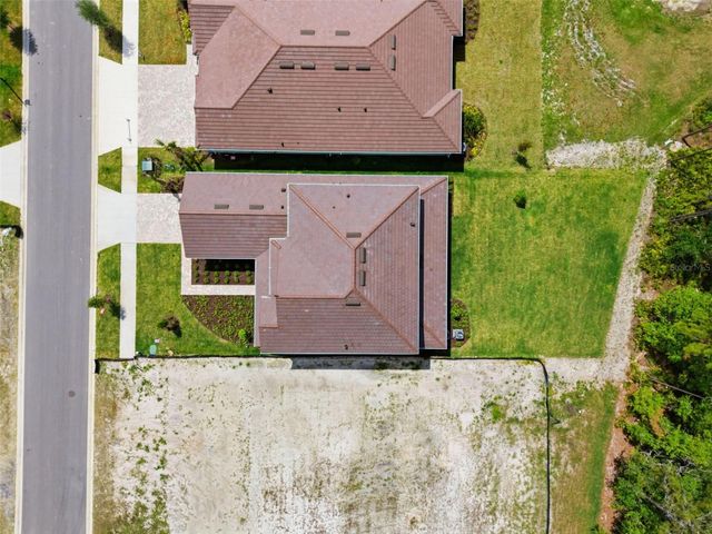 1645 TRAILHEAD LANE, Zephyrhills, FL 33541