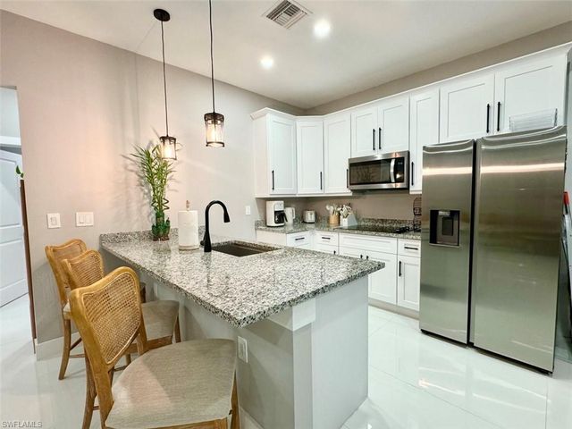 3708 12th AVE NE, Naples, FL 34120