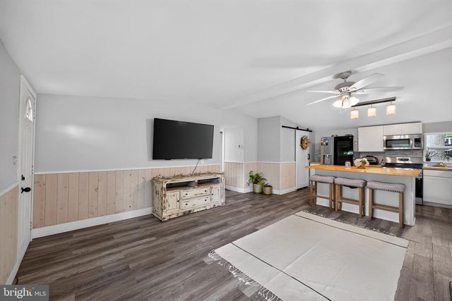 127 SPRING HILL LN, Honey Brook, PA 19344