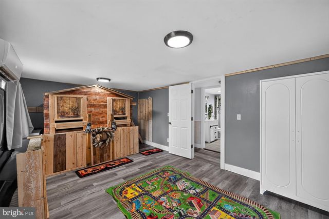 127 SPRING HILL LN, Honey Brook, PA 19344