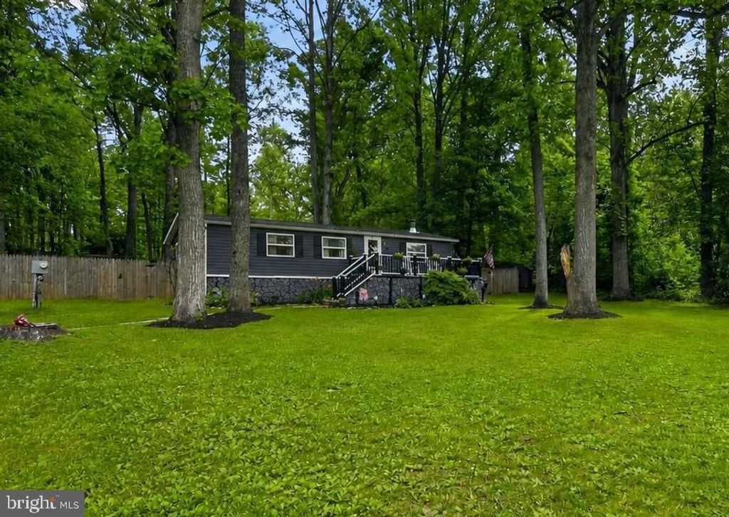 127 SPRING HILL LN, Honey Brook, PA 19344