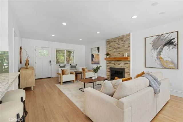 589 Buena Loma Street, Altadena, CA 91001