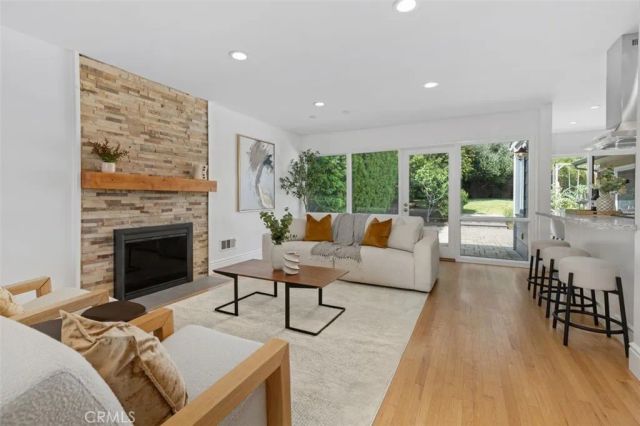 589 Buena Loma Street, Altadena, CA 91001