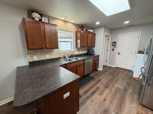 1504 Summerset Ridge Drive, Auburn, IN 46706