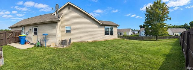 1504 Summerset Ridge Drive, Auburn, IN 46706