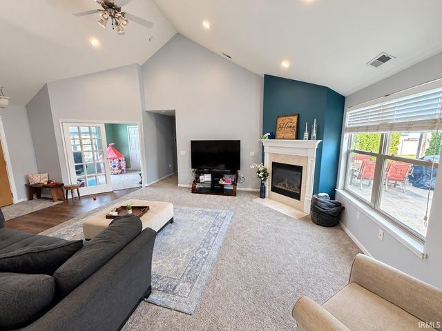 1504 Summerset Ridge Drive, Auburn, IN 46706