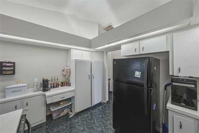 8054 KAITLIN CIRCLE, Lakeland, FL 33810