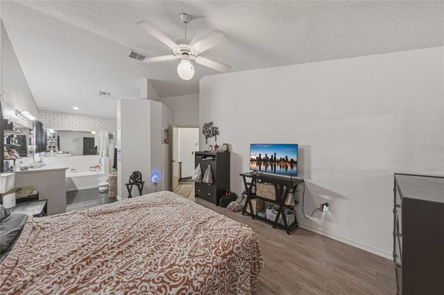 8054 KAITLIN CIRCLE, Lakeland, FL 33810
