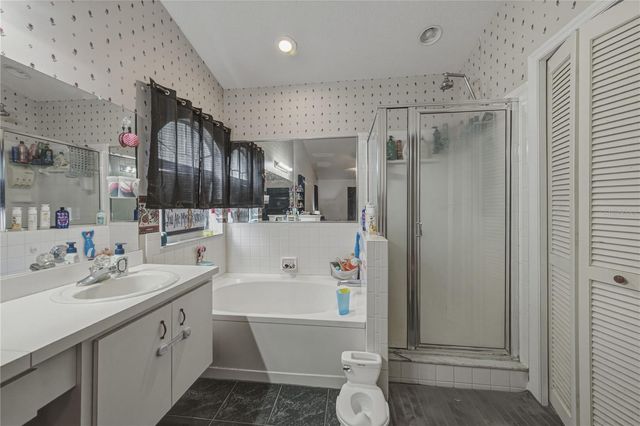 8054 KAITLIN CIRCLE, Lakeland, FL 33810