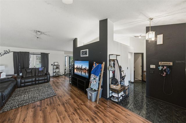 8054 KAITLIN CIRCLE, Lakeland, FL 33810