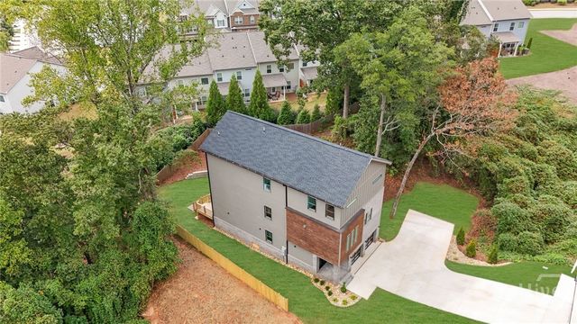 120 N Gwinnett, Buford, GA 30518