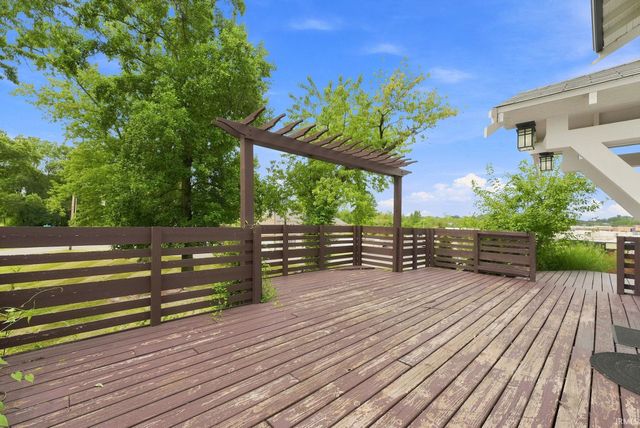3011 Getz Rd, Fort Wayne, IN 46804