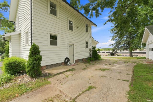 3011 Getz Rd, Fort Wayne, IN 46804