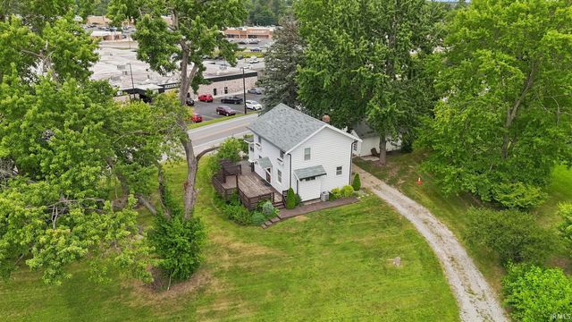 3011 Getz Rd, Fort Wayne, IN 46804