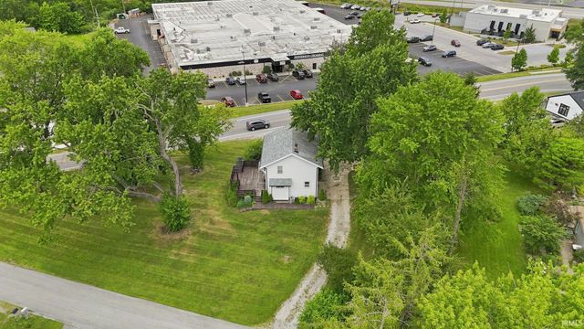 3011 Getz Rd, Fort Wayne, IN 46804