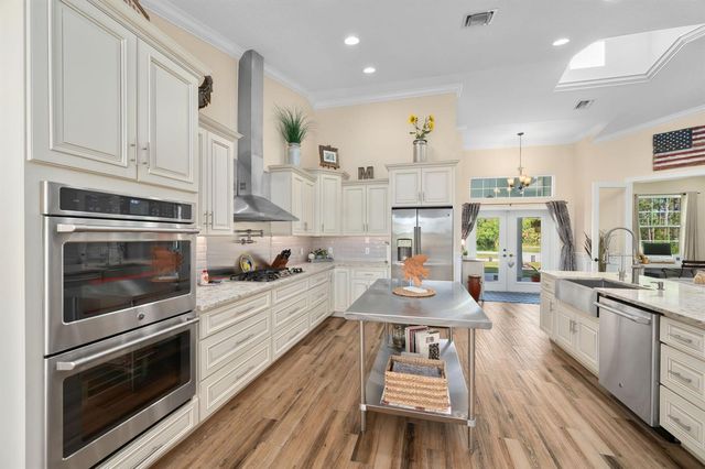 7120 Shanas Trail, Port St. Lucie, FL 34952