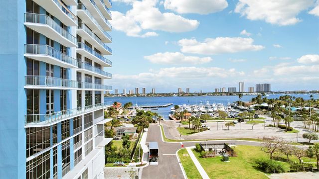 220 Lake Shore Drive 612, Lake Park, FL 33403