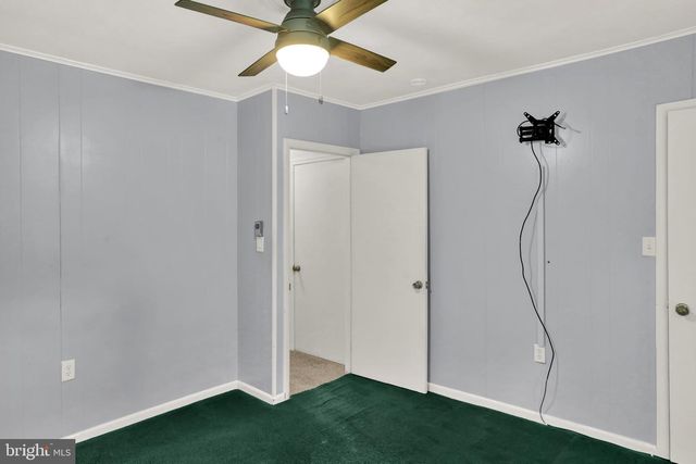4365 N TWIN VALLEY RD, Morgantown, PA 19543